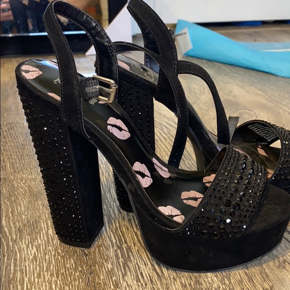 Juicy Couture Black Rhinestoned Heels